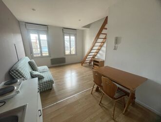 Location Appartement 2 pièces 151 m2 à Saint-Quentin - Photo 1