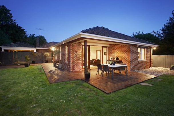 61 Nicholson Street, NUNAWADING - Photo 1