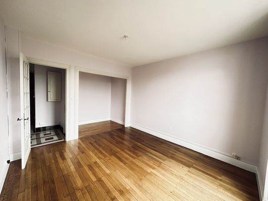 Location Appartement 2 pièces 57m² GRENOBLE 38100 - Photo 1