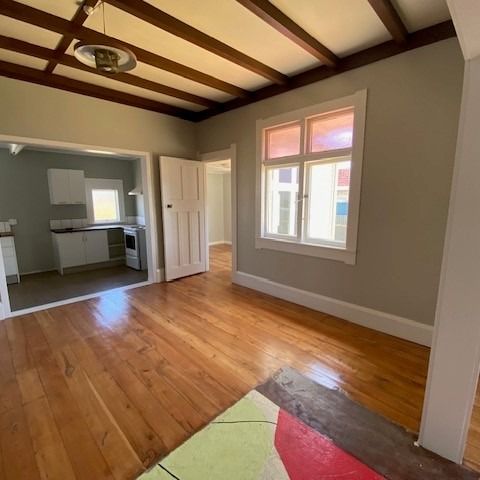 Avenue Road West,Hastings Central - Photo 1