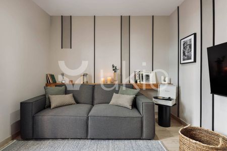 4 room luxury Apartment for rent in Barcelona, Spain - Photo 5