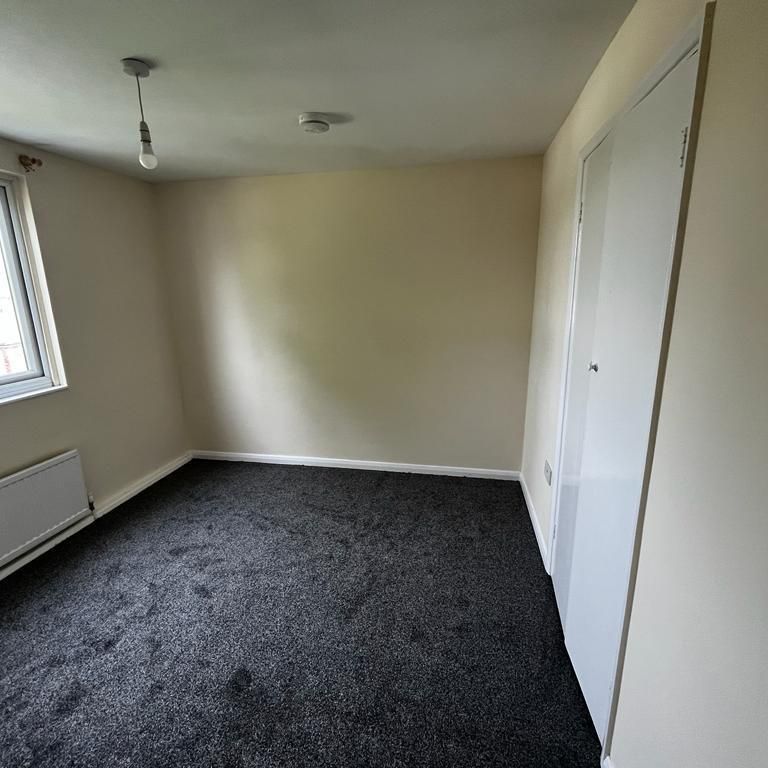 5 bedroom terraced house to rent - Photo 1