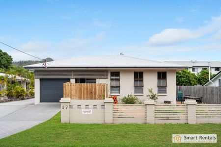 10/37 Hugh Street, West End QLD 4810 - House For Rent | Domain - Photo 2