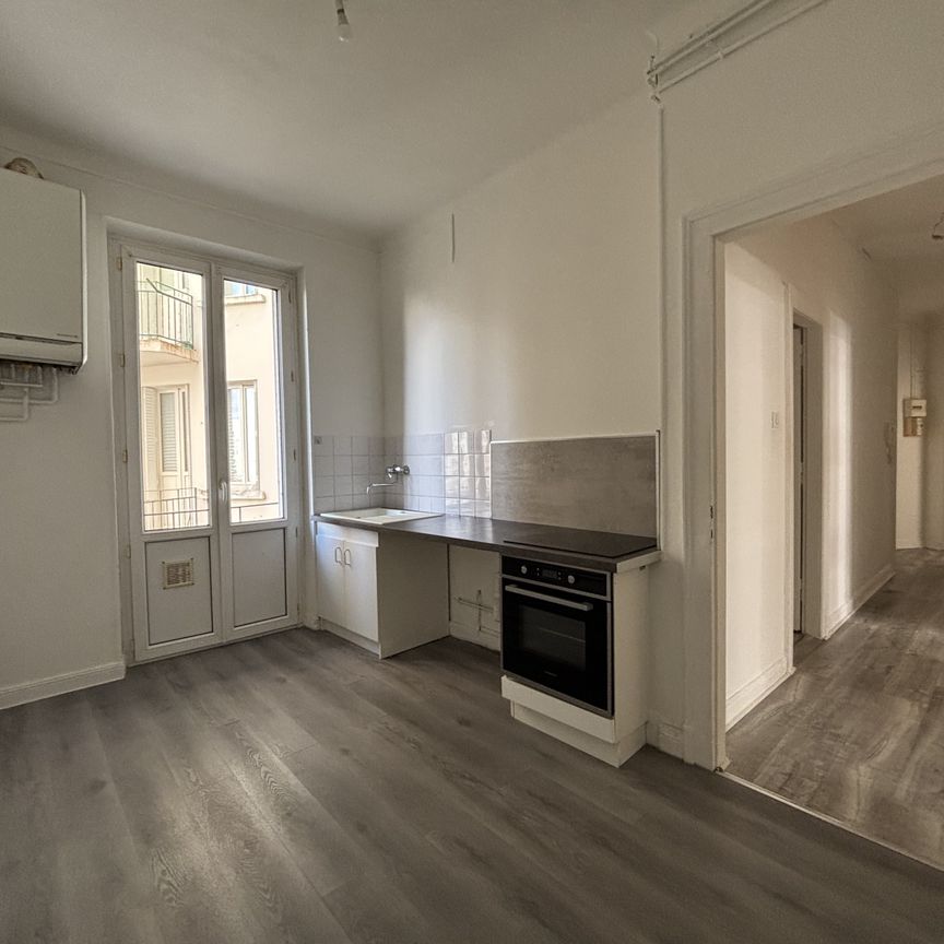 Appartement 3 pièce(s) 2 chambre(s) 76 m² - Photo 1