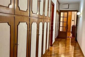 Monteverde Vecchio-Terrace: Furnished 2 Bedroom, 2 Bath, spacious kitchen, living, large private terrace and garden. Bright, silent, near shops, services and transport, located on a quite street in a well kept building. Possible parking. Ref 2375