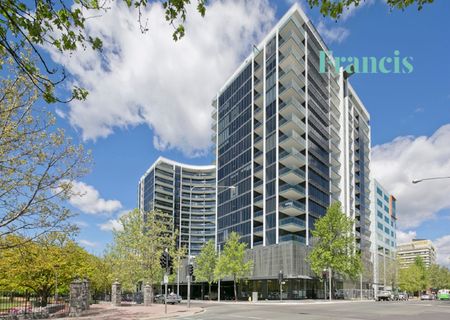 720/240 Bunda Street, City ACT 2601 - House For Rent | Domain - Photo 5