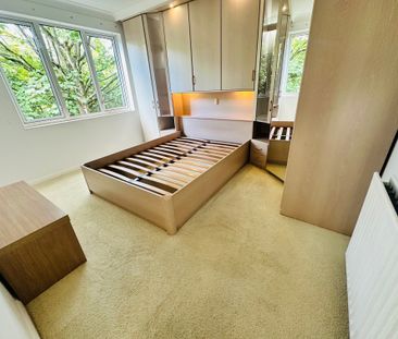Parsonage Road, Bournemouth - Photo 2