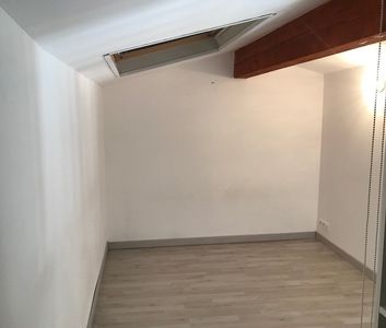 Location Appartement 1 pièce 52m² PUGET VILLE 83390 - Photo 2