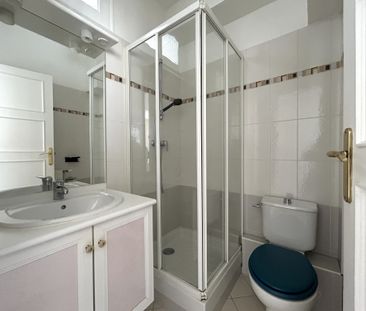 APPARTEMENT F1 - HYPER CENTRE - Photo 2