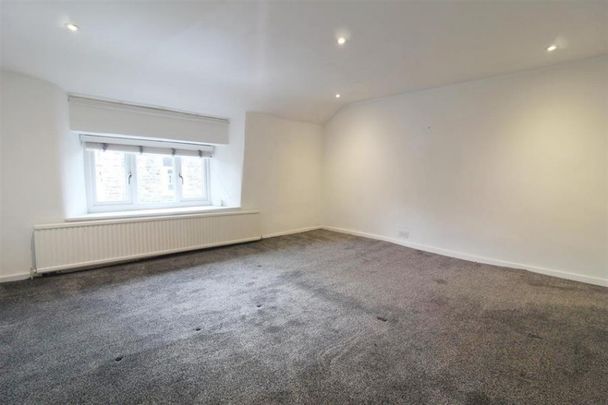 2 Bedroom Terraced To Let - Photo 1