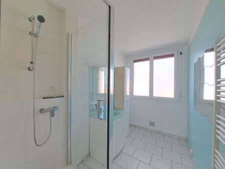 Location Appartement 3 pièces 53m² TROYES 10000 - Photo 3
