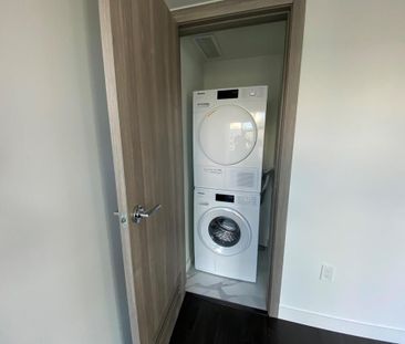 1 Bedroom - Photo 3