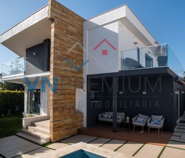 Luxury 4 room Detached House for rent in Cascais e Estoril, Portugal - Photo 2