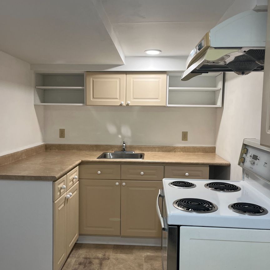 For Lease - 592 Radisson Avenue, Oshawa, Ontario - Photo 1