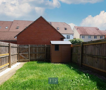 3 bedroom terraced house to rent - Photo 2 | Rentumo