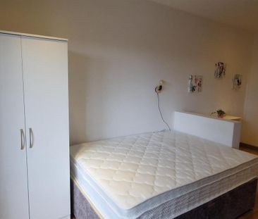 1 bedroom property to rent - Photo 3