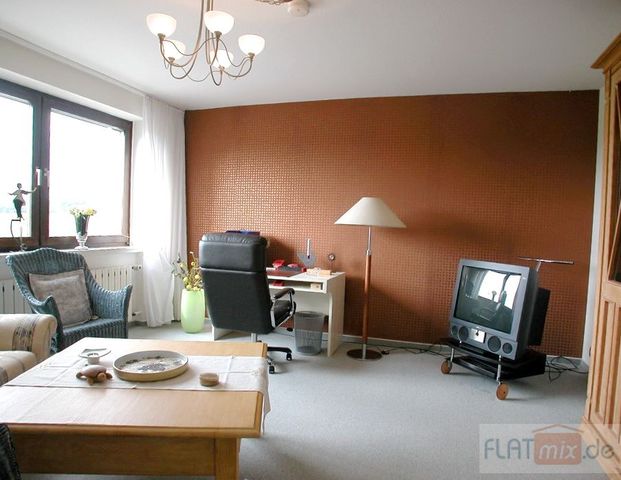 FLATmix.de / Bünde. Helle, komplett möblierte 2-Zi-Kü-Bad-Whg mit ausgebauter LOGGIA - Photo 1