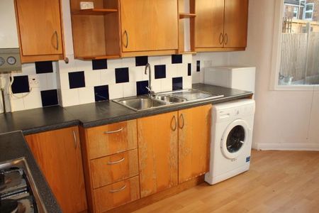 1 bedroom property to rent - Photo 4