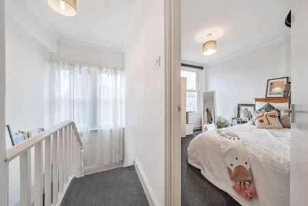 Amesbury Avenue, Streatham SW2 - Photo 2