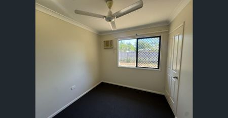 Comfortable Family Home - Photo 3