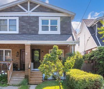 Danforth Village 2-storey 3-bedroom 2-bathroom semi-detached home - Photo 4