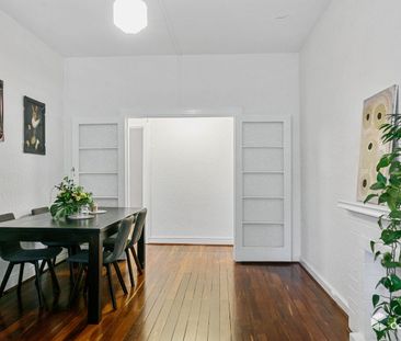 2 X 1 APARTMENT IN MOUNT LAWLEY - Photo 4