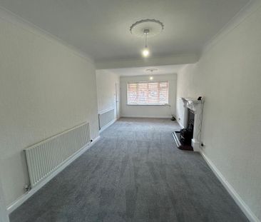 2 bedroom property to rent - Photo 4