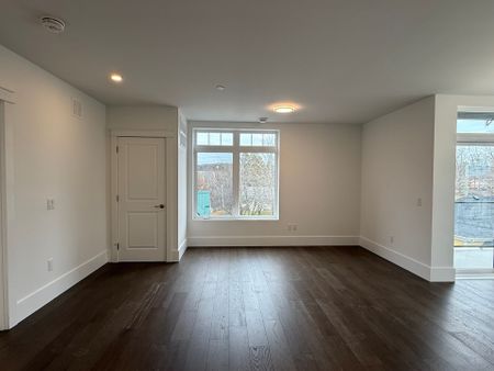 For Lease - 12 Clara Drive Unit# 309, Prince Edward County, Ontario - Photo 3