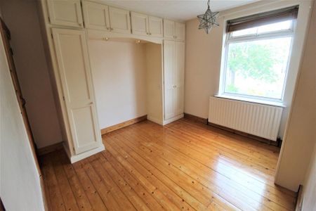 2 bedroom terraced house to rent - Photo 3