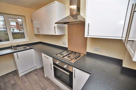 2 bedroom property to rent - Photo 4