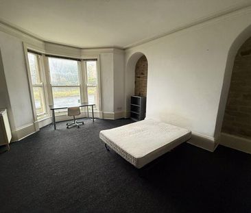 Mixed use to rent - Photo 4