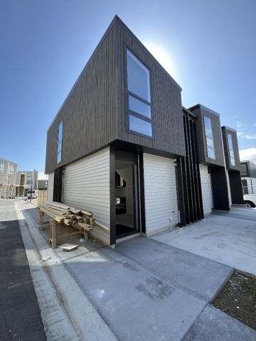 BRAND NEW - KAPITI TOWNHOUSE - Photo 5