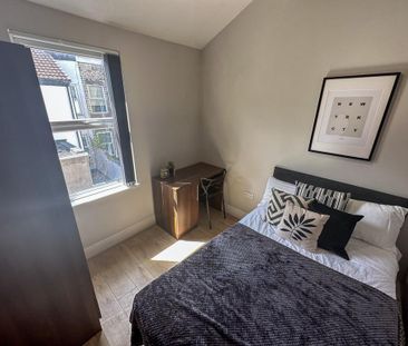 4 bedroom terraced house to rent - Photo 4