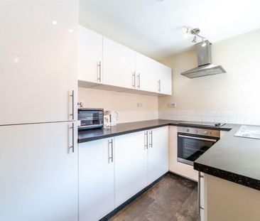 6 bed terraced house to rent in Helmsley Road, Sandyford, NE2 - Photo 5