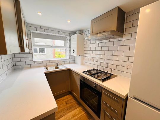Ashford Road, Eastbourne - Photo 1