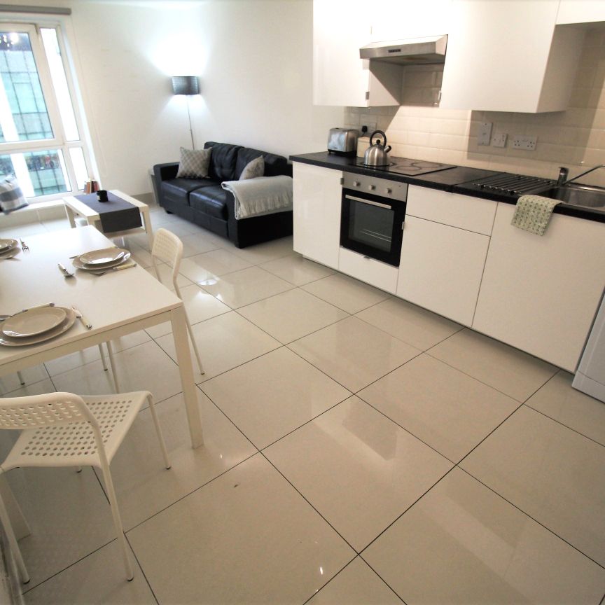 Flat 74, Samara Plaza, LS2 9DU, Leeds - Photo 1