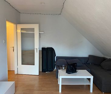 Charmante Single-Wohnung mit gemütlichen Dachschrägen in Hamburg-Br... - Foto 6