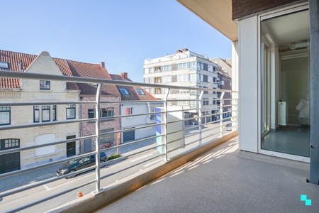 Instapklaar, energiezuinig appartement met staanplaats te Roeselare - Photo 4