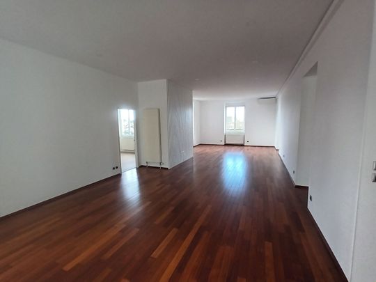 Location Appartement 5 pièces 185m² - Photo 1