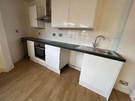 Fore Street, Trowbridge, Wiltshire, BA14 - Photo 4