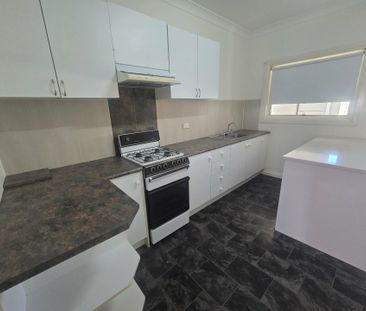 3 bedroom home - Photo 4