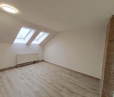 Pronájem 1+KK, podkrovní byt 23 m - Photo 5