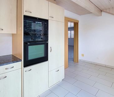 Appartement 3.5 pces de 119 m2 avec balcon à Chabrey / VD - Photo 2