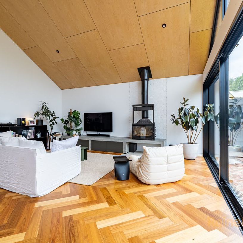 Stunning Architecturally Designed Family Home - Photo 1