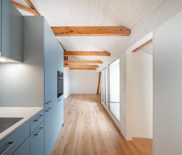 Wunderschöne 2.5-Zimmer-Dachwohnung mitten in Frick - Photo 1