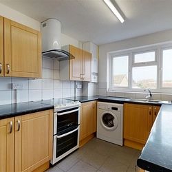 Ingoldsby Road, Birchington, CT7 9PL, Kent - Photo 2