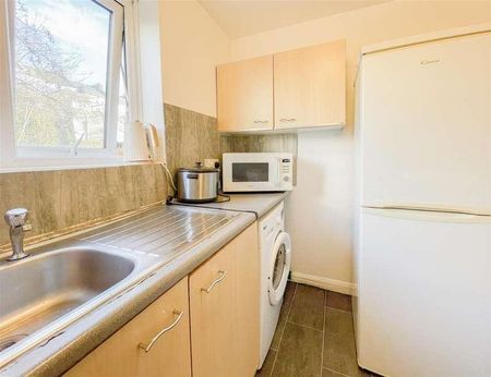 Kenilworth Road, St Leonards, TN38 - Photo 4
