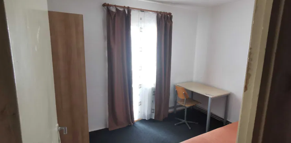 Ocazie!! PF, apartament 2 camere decomandat la pret de garsoniera - Photo 2