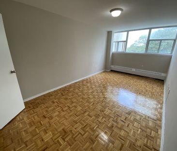 195 Exbury Road - Photo 2
