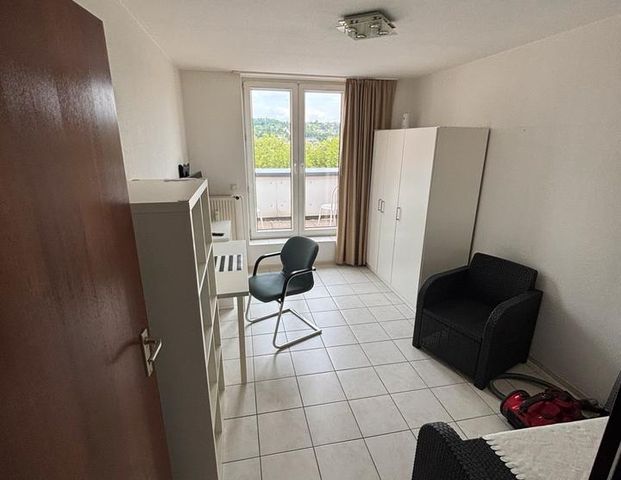 Appartment mit Terrasse - Möbliert, renoviert & einzugsbereit! - Foto 1